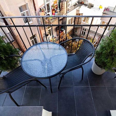 Кості Левицького 11 Lviv Exterior foto