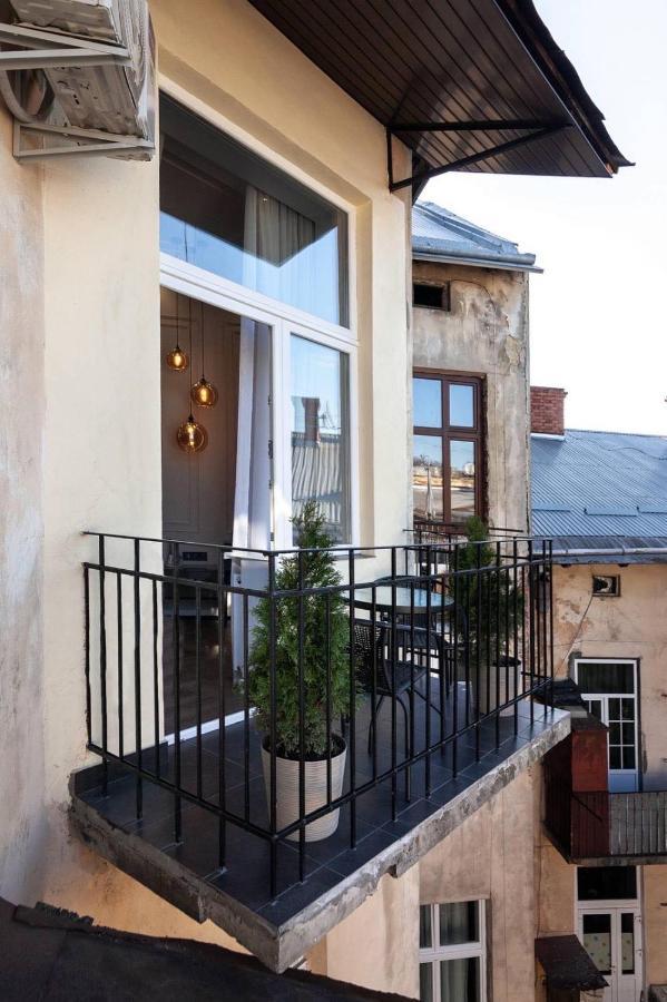 Кості Левицького 11 Lviv Exterior foto